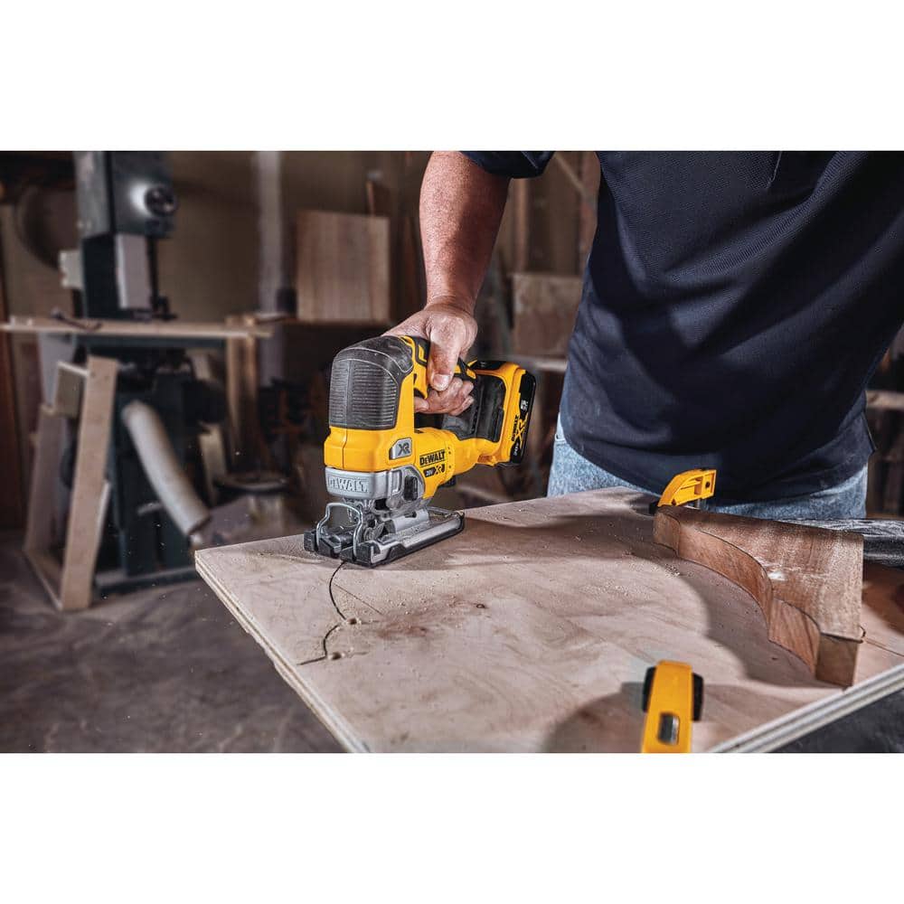 20V MAX XR Cordless Brushless Jigsaw (Tool Only) DCS334B