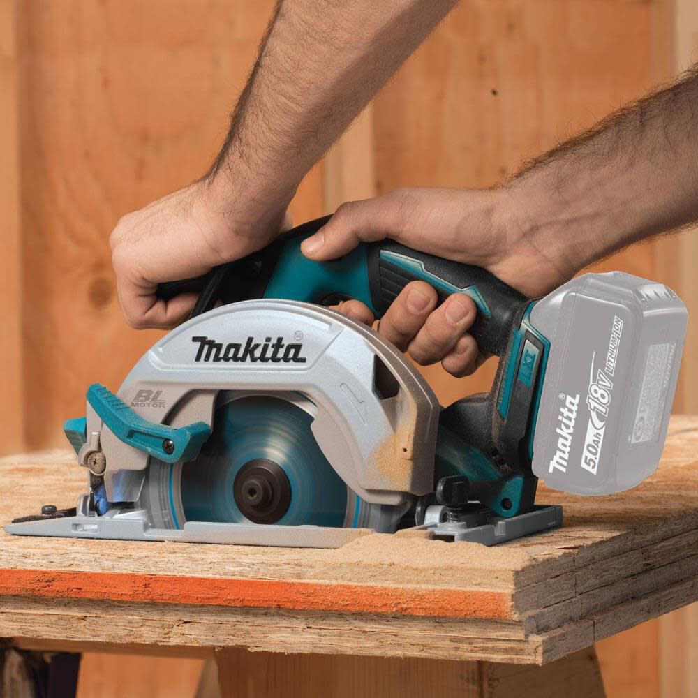 18V LXT Lithium-Ion Brushless Cordless 6-1/2 in. Circular Saw (Tool only) XSH03Z from