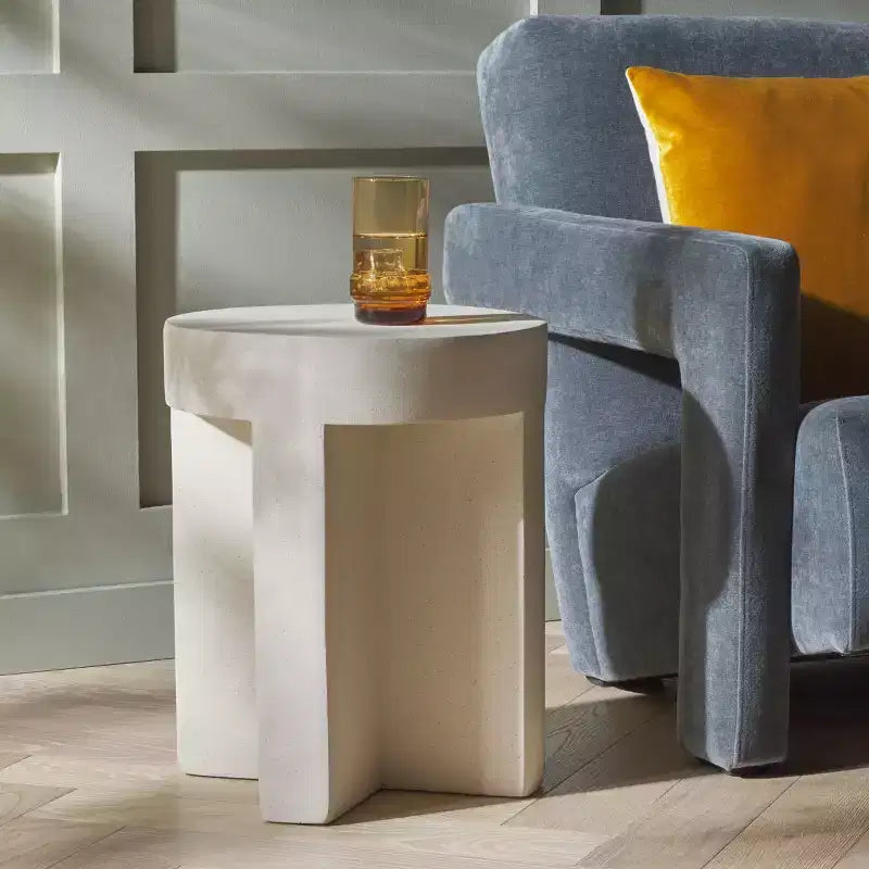 Aldrich Round Accent Table - ACC2821 - Safavieh