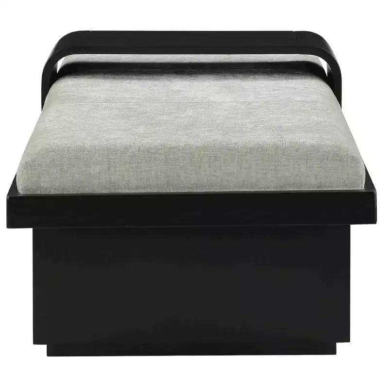 Meridian Furniture,Arlington Chenille Fabric Bench