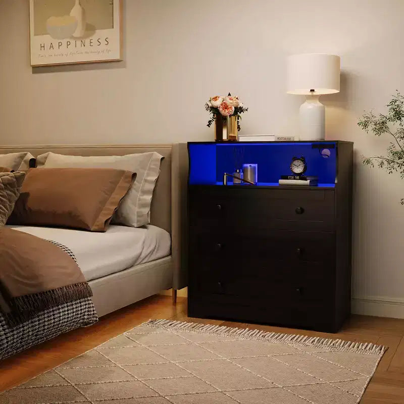 Small Dresser for Bedroom Closet Bedside with 3 Drawers, Wooden Dressers with Charging Station and LED Lights, Wood Chest of Drawers for Living Room