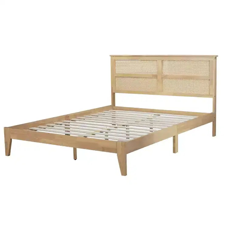 Lit en bois d'hévéa avec tête de lit en rotin et pieds de soutien pour chambre à coucher
