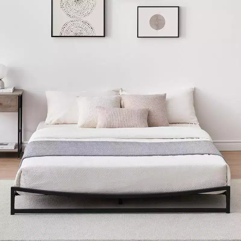 Metal platform, queen-size bed frame, springless, easy assembly with sturdy steel plate support