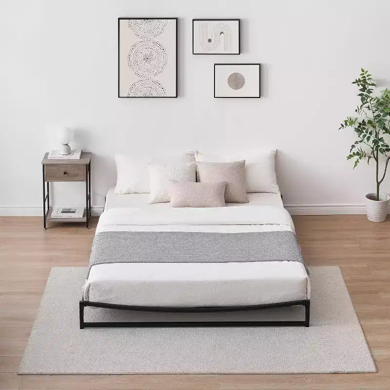 Metal platform, queen-size bed frame, springless, easy assembly with sturdy steel plate support