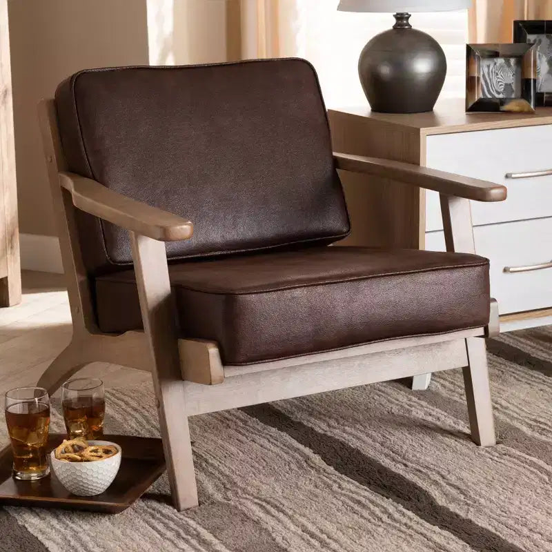 Fauteuil en bois rembourré en similicuir : Rembourrage en mousse confortable au design Mid-Century