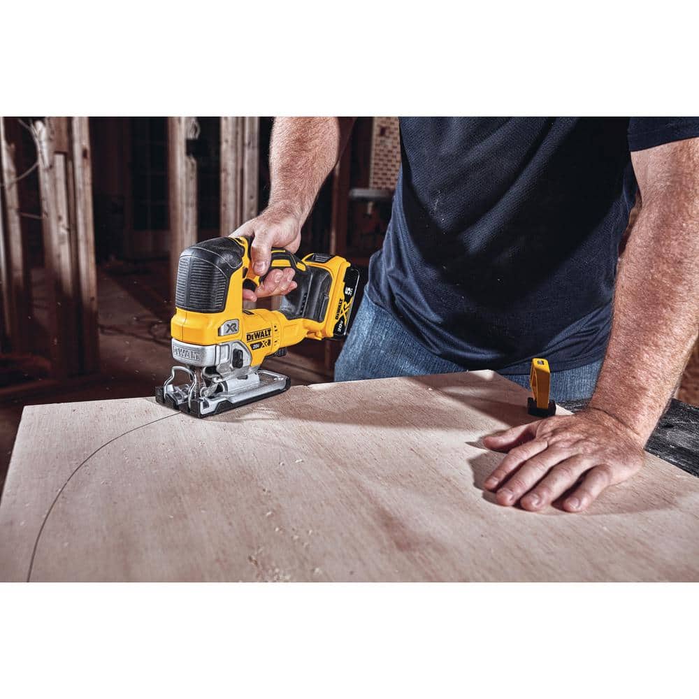 20V MAX XR Cordless Brushless Jigsaw (Tool Only) DCS334B