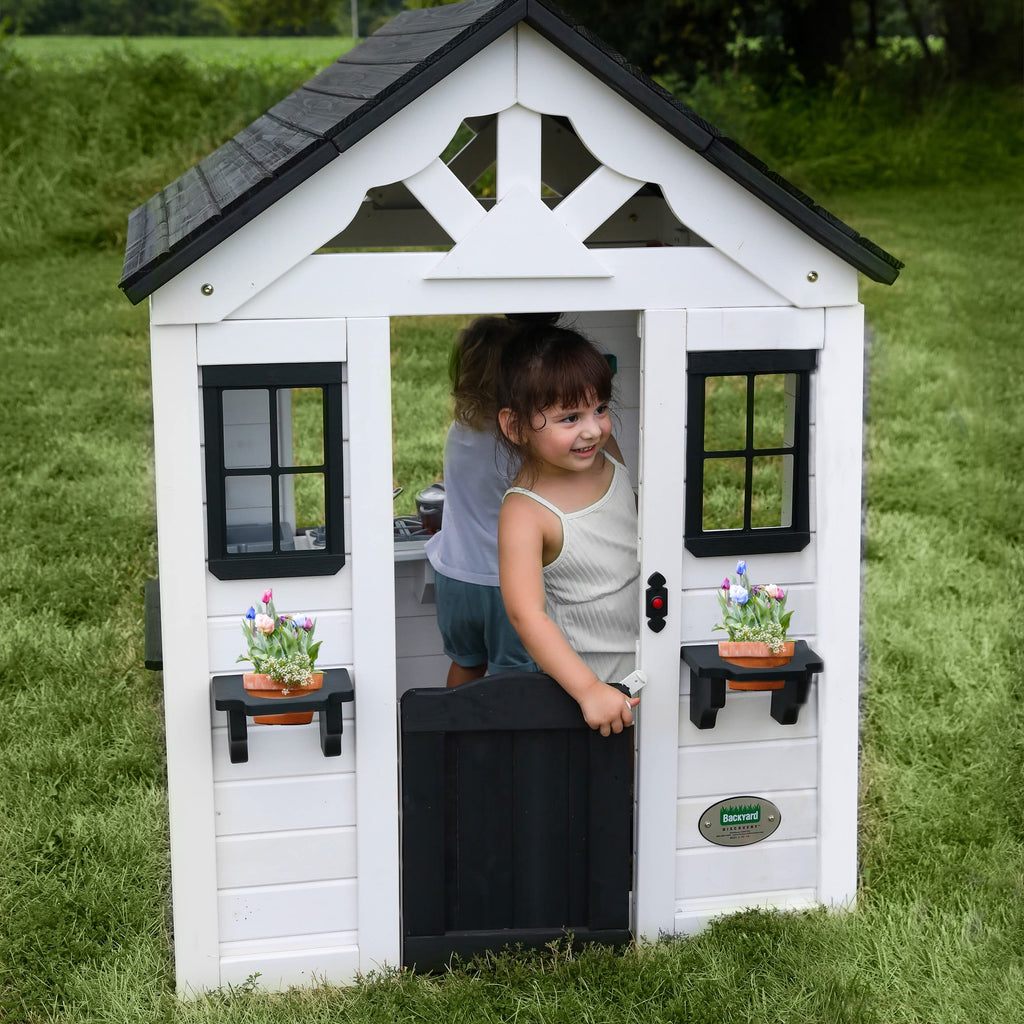 Backyard Discovery Sweetwater Playhouse Flowerpot