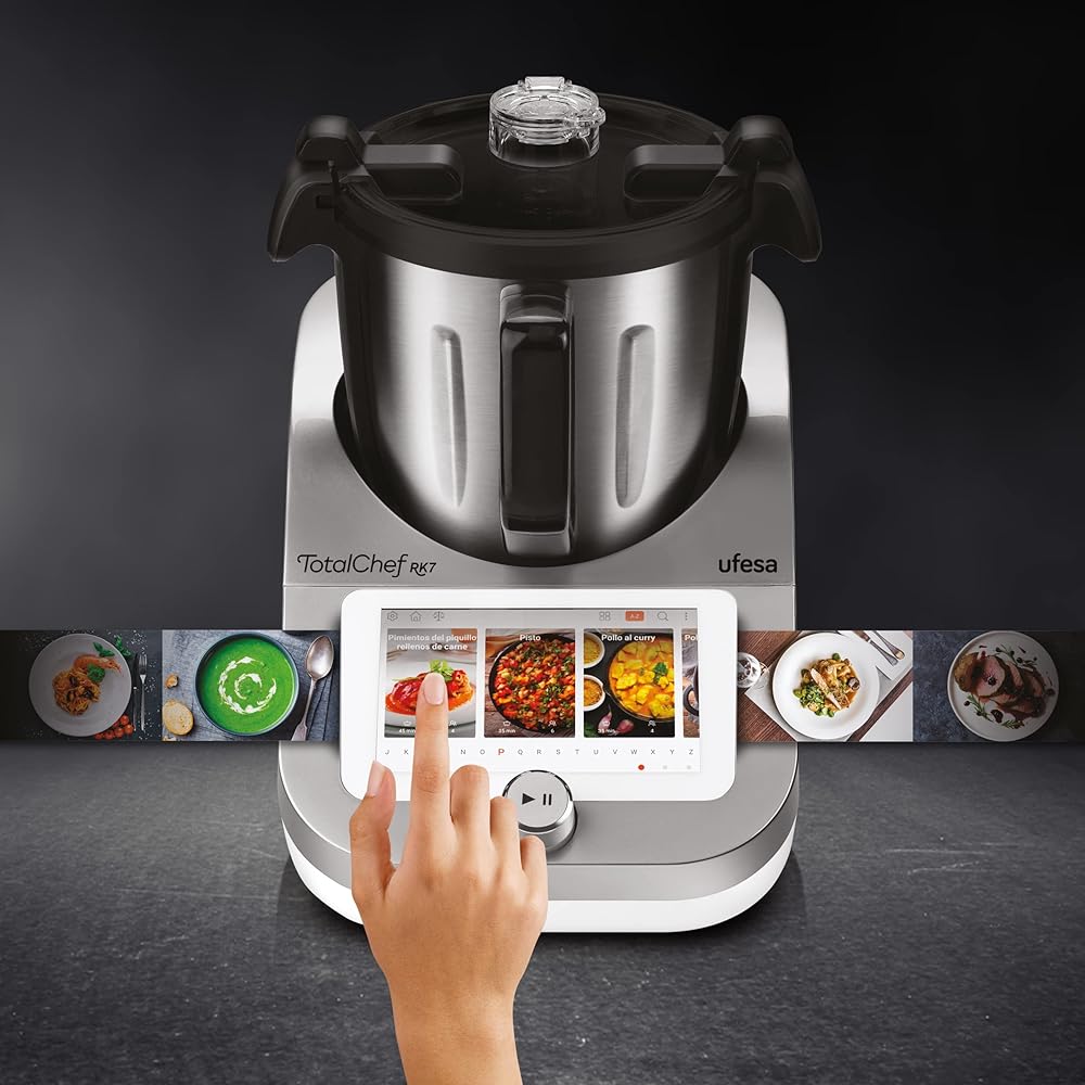 Ufesa TotalChef RK7 Robot de Cuisine Multifonctions Inteligent, WIFI, 30 Fonctions, 4.5L, Écran Tactile 7 Pouces, Balance Integrée, Livre de Recettes Interactif, Argent / Blanc : Cuisine et Maison