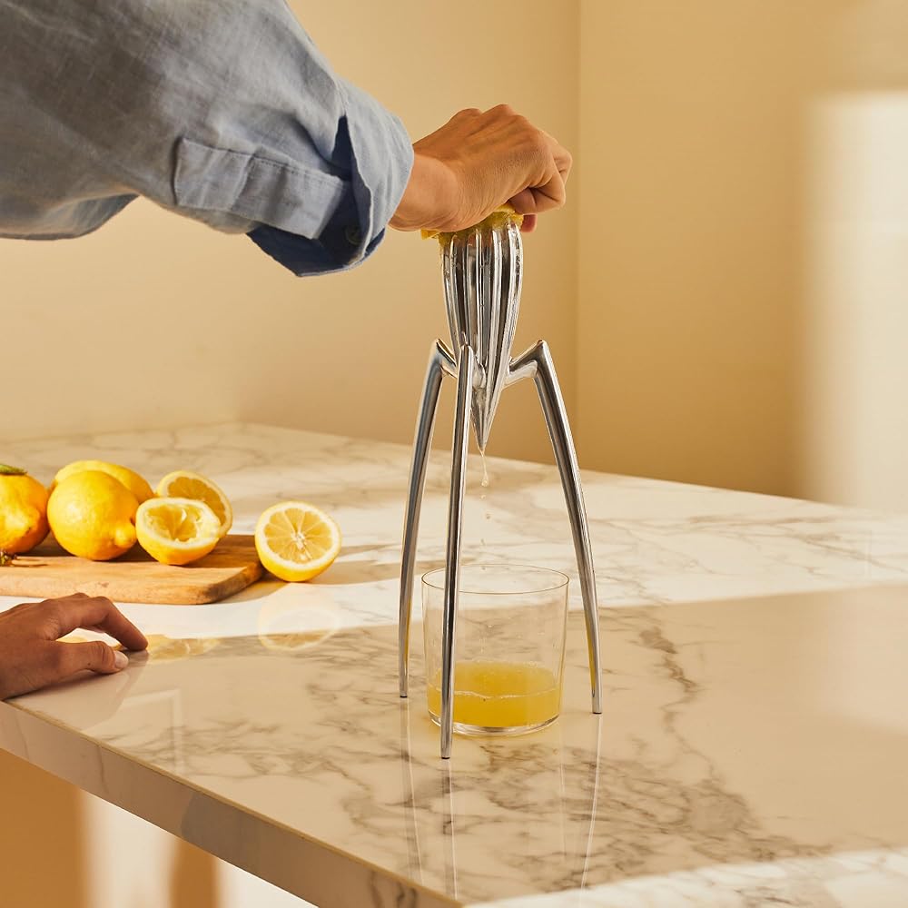 Alessi - PSJS - Juicy Salif - Presse-Agrumes en Fonte d'Aluminium Brillant Pieds en PA : Cuisine et Maison