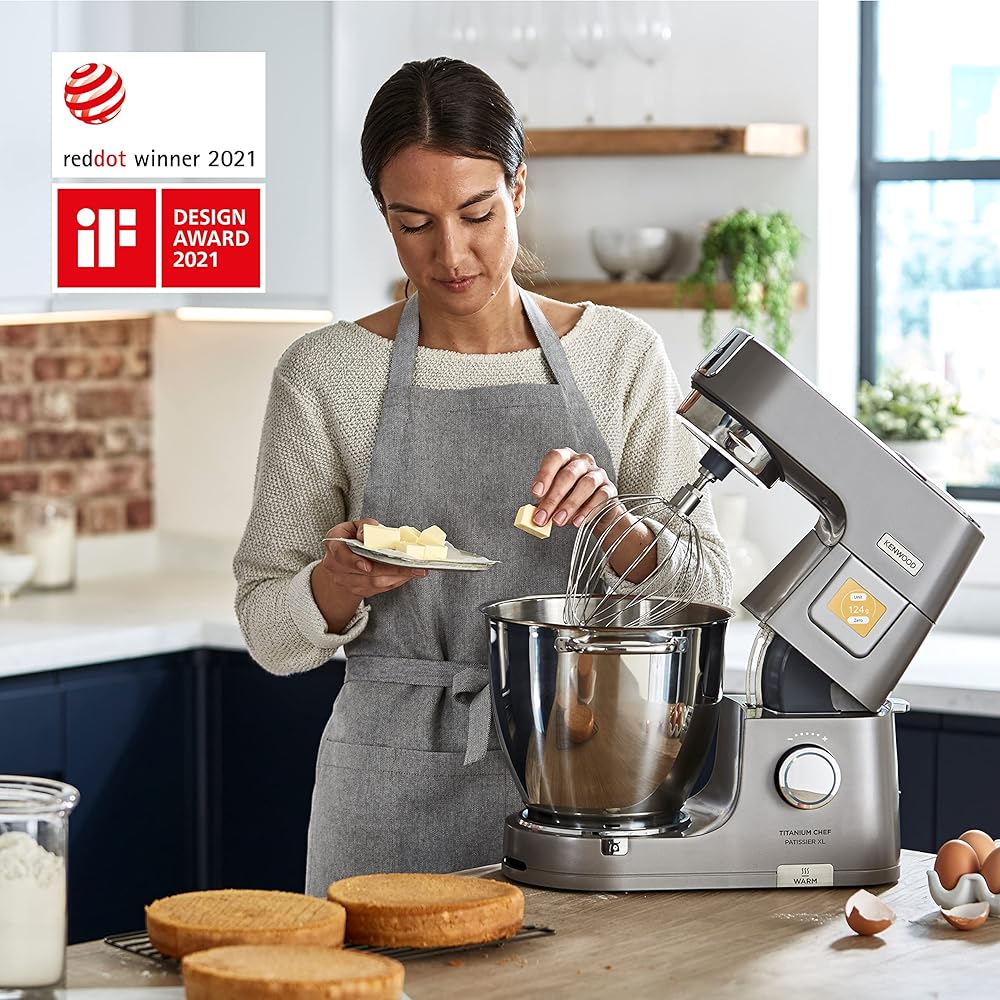 Kenwood Titanium Chef Patissier XL KWL90.034SI, Robot Patissier Balance Intégrée, Batteur K, Pétrin, Fouet, Batteur Souple, Deux Bols, Couvercle Anti-Projections, 1400W, Acier, Argent : Cuisine et Maison