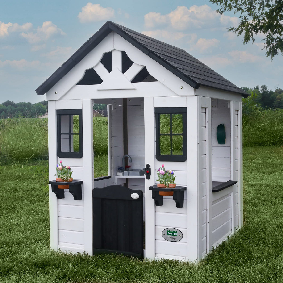 Backyard Discovery Sweetwater Playhouse Flowerpot